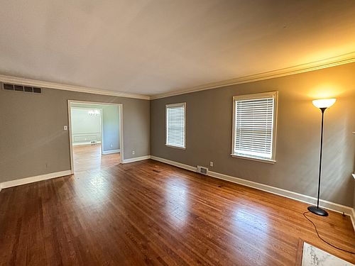 3rd image of 61 N Reese St