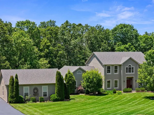 813 Wheatridge Ct, Defiance, MO 63341