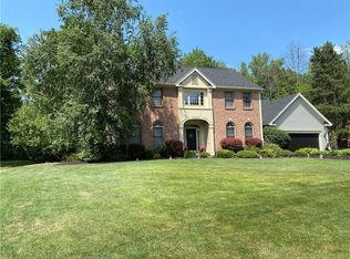 2 Misty Meadow Way, Fairport, NY 14450