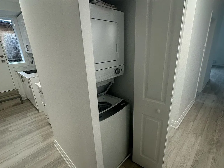 1710 Saint Clair Ave W #2 — Photo 11