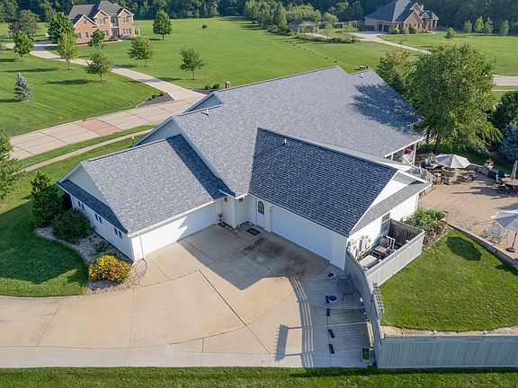 5th image of 1805 Cobble Creek Dr