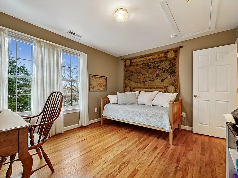 8807 Ridge Rd — Photo 25