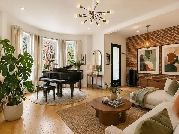 277 Winthrop St, Brooklyn, NY 11225