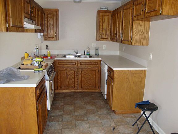 2nd image of 203 Bickerton Dr #A