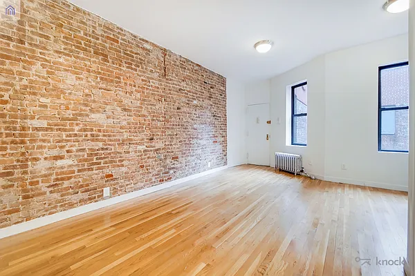 Rented by MAPT Residential LLC | media 6