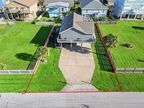 3rd image of 21801 Zachary Dr