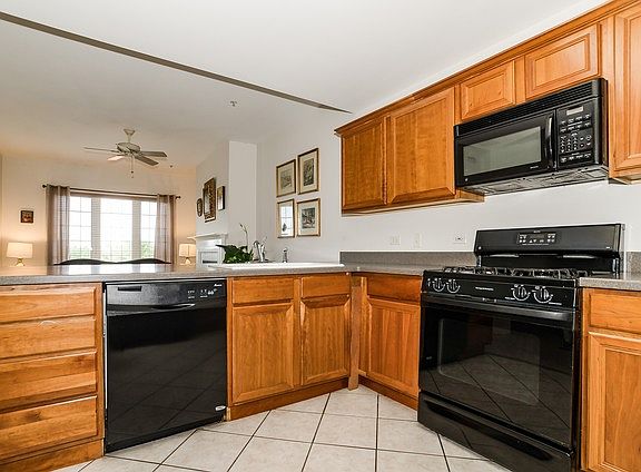 4th image of 640 Robert York Ave APT 410