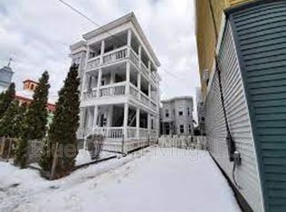 617 Union St #1, Manchester, NH 03104