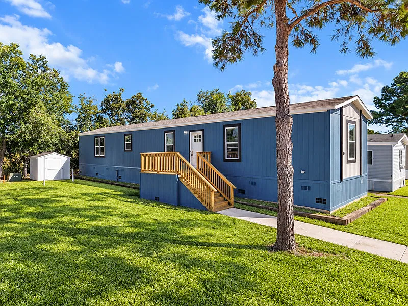 Green River Manufactured Home Community — Photo 1