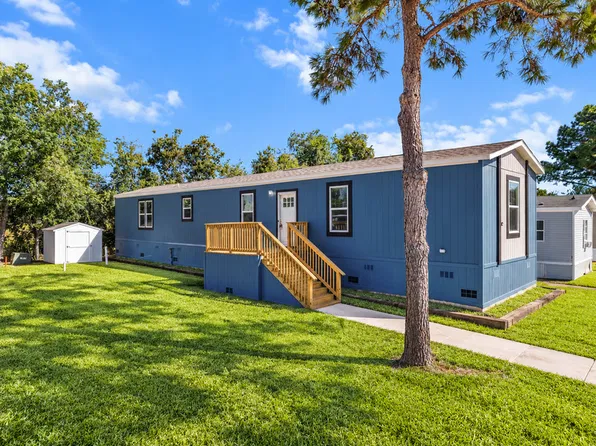 5611 Branding Iron Dr #82, Dickinson, TX 77539