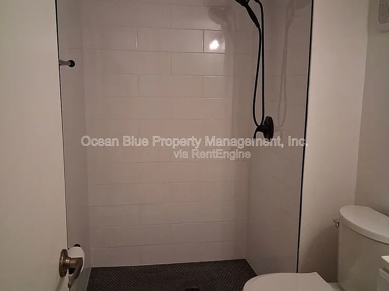 3811 N Oak Dr #61 — Photo 8