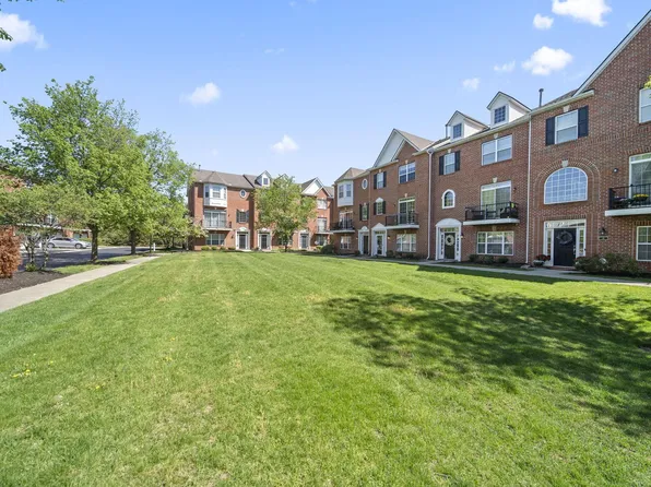 67 Highland Pointe Cir, Columbus, OH 43235