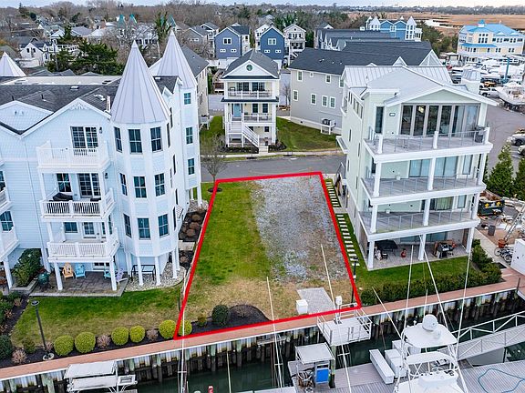 2nd image of 144 Rosemans Ln