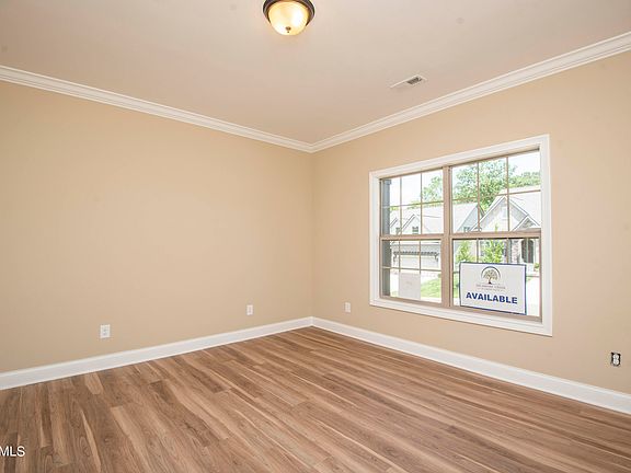 3rd image of 10114 Songbird Ln