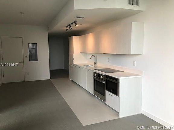 3rd image of 501 NE 31st St #A2107