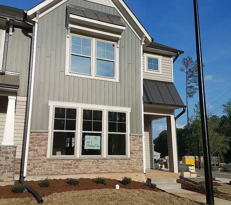 1013 Metropolitan Dr