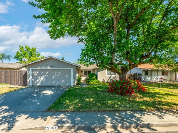 2061 Southwood Dr, Vacaville, CA 95687