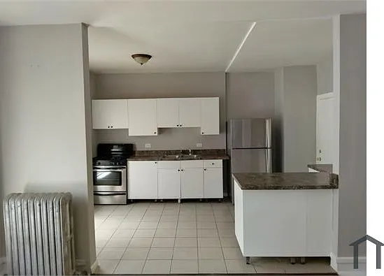 6150 S Langley Ave #1 — Photo 2