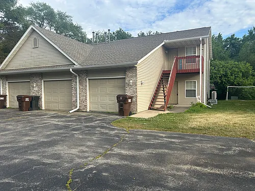 5467 Tall Pines Pkwy #1 Photo 1