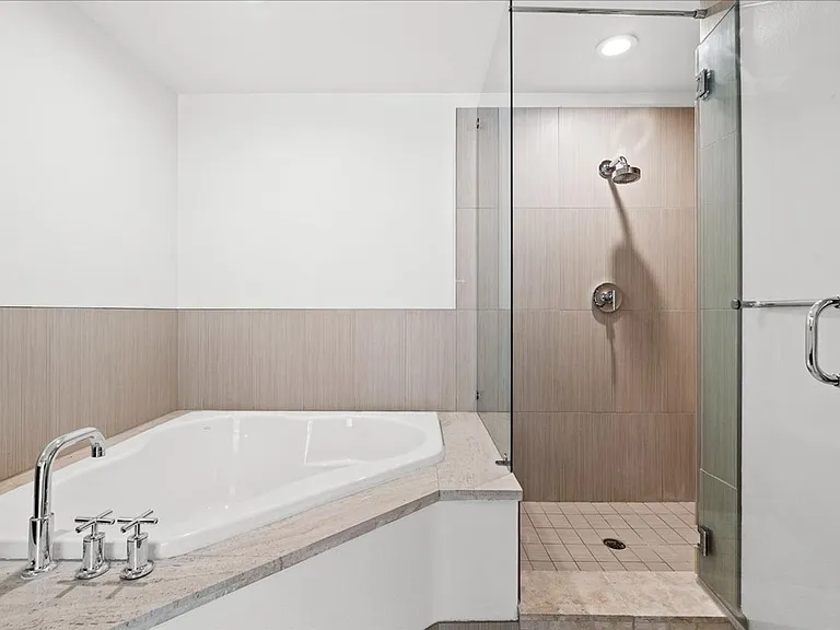 8925 W Flamingo Rd #102 — Photo 20