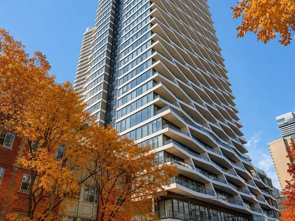 85 Wood St #2117, Toronto, ON M4Y 0E8