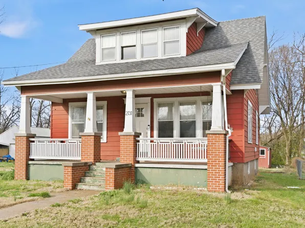 2131 N Johnston Avenue, Springfield, MO 65803