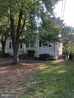 3rd image of 507 Lee Ave