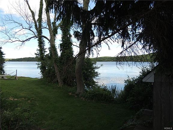 2nd image of 26 Lakeview Dr