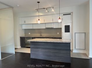 8 Mercer St #405, Toronto, ON M5V0C4