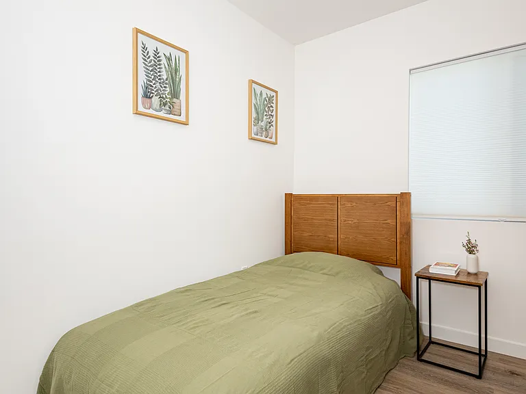 5849 Vesper Ave — Photo 23