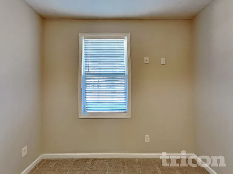3479 Melrose Dr — Photo 13