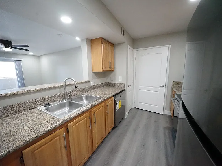 5055 W Hacienda Ave #1095 — Photo 11