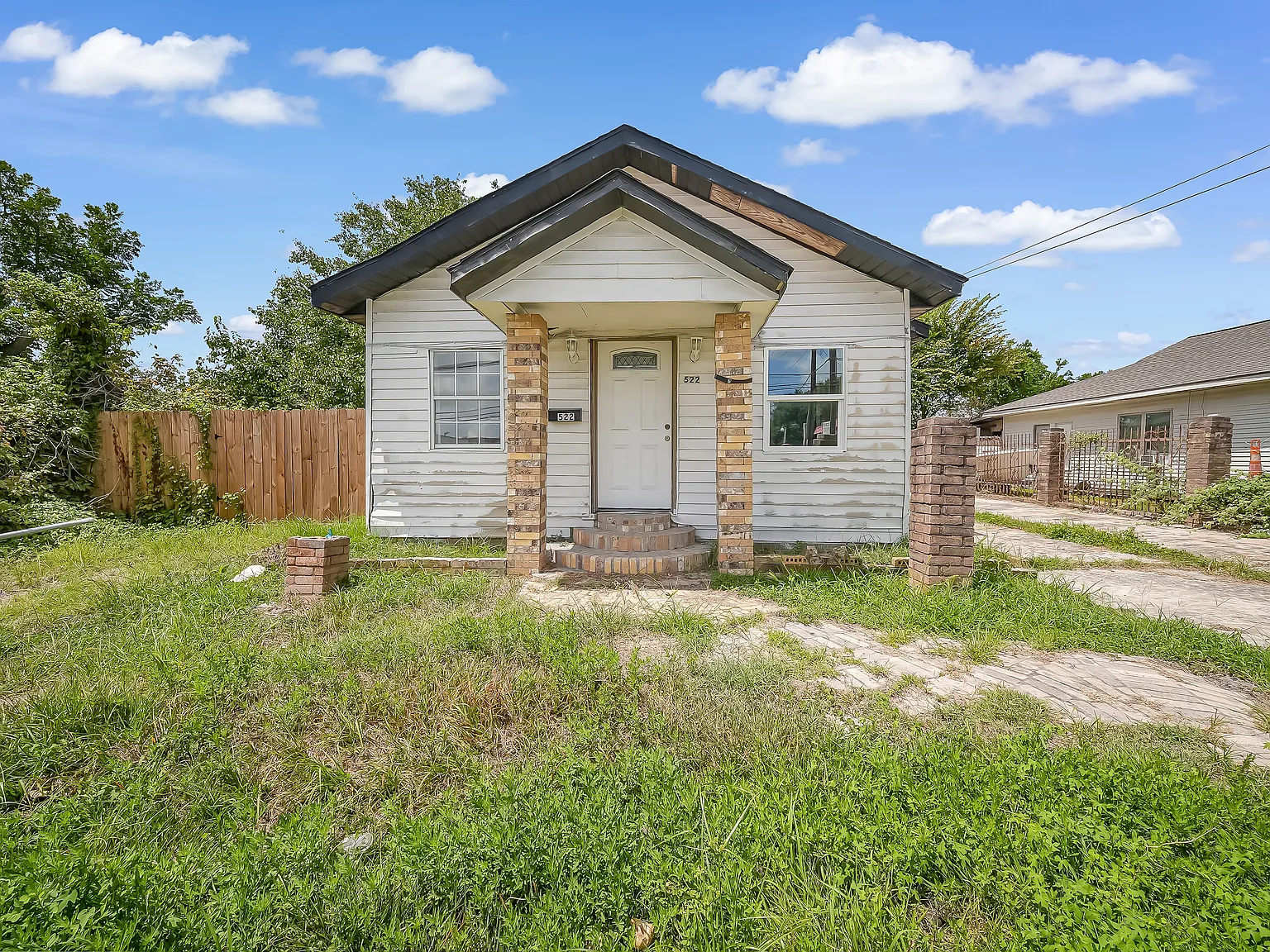 3 bed, 1360 sqft, $1,500 — Photo 2