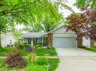 11747 Prigge Meadows Dr, Saint Louis, MO 63138