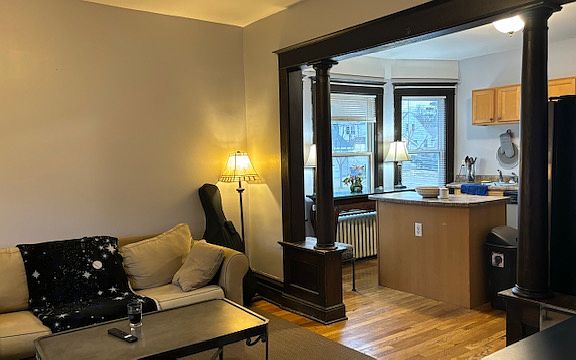4th image of 741 Geranium Ave E #1
