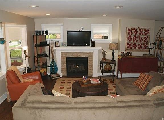 5th image of 904 N Gainsborough Ave