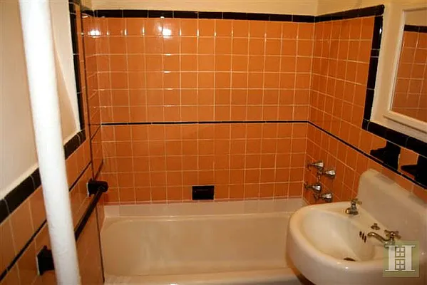 Rented by Halstead Real Estate | media 37