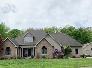 5375 E Red Oak Ln, Olney, IL 62450