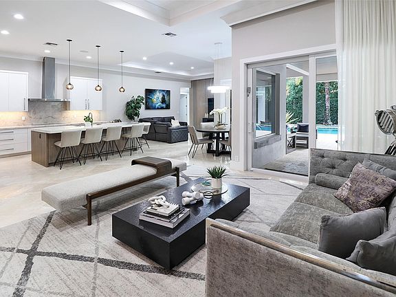 4th image of 740 SW 18th Street