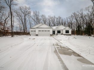 7289 Sue Marie Ln, Muskegon, MI 49442