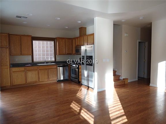4th image of 7579 Holiday Hills St #0