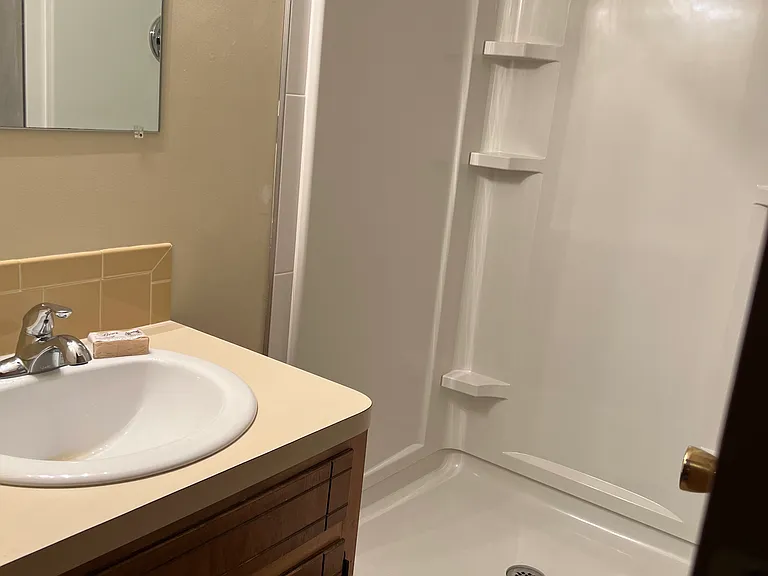 390 Mount Pleasant St NW — Photo 7