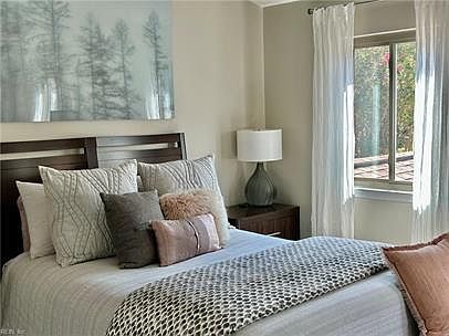 1st image of 628 Sea Oats Way #1
