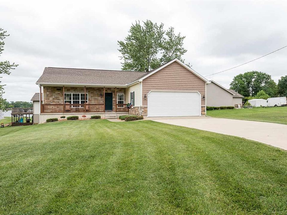 1st image of 11084 Sauk Trl