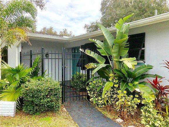 4th image of 229 S Garden Cir