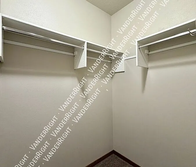 509 W Laquinta St — Photo 16