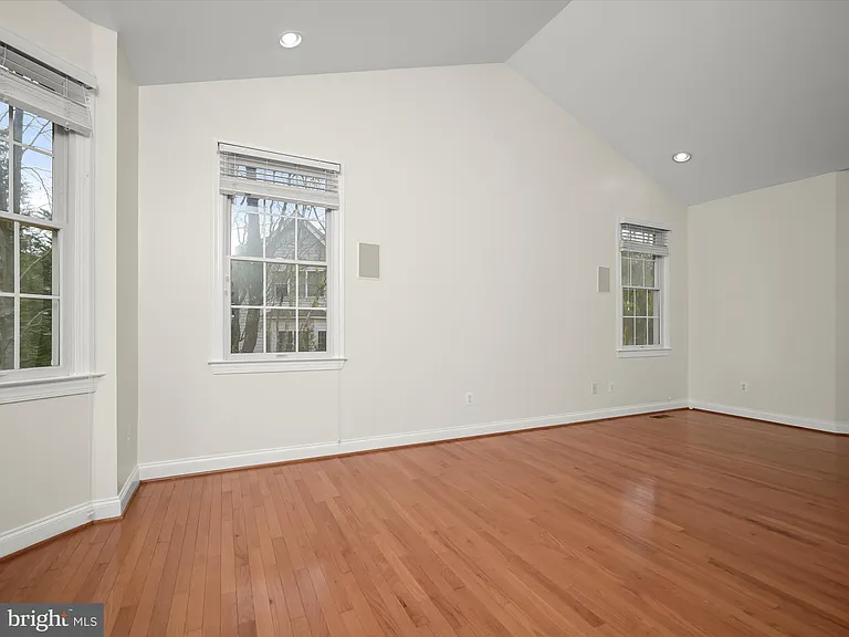 43480 Foxgrove Ct — Photo 32