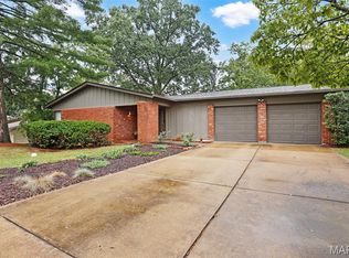 957 Flair Ct, Saint Louis, MO 63146
