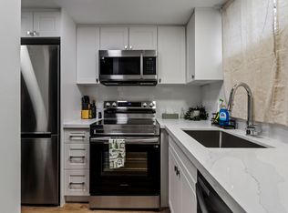 610 King St E #14, Hamilton, ON L8N 1E2