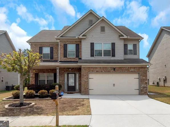 5743 Savannah River Rd, College Park, GA 30349